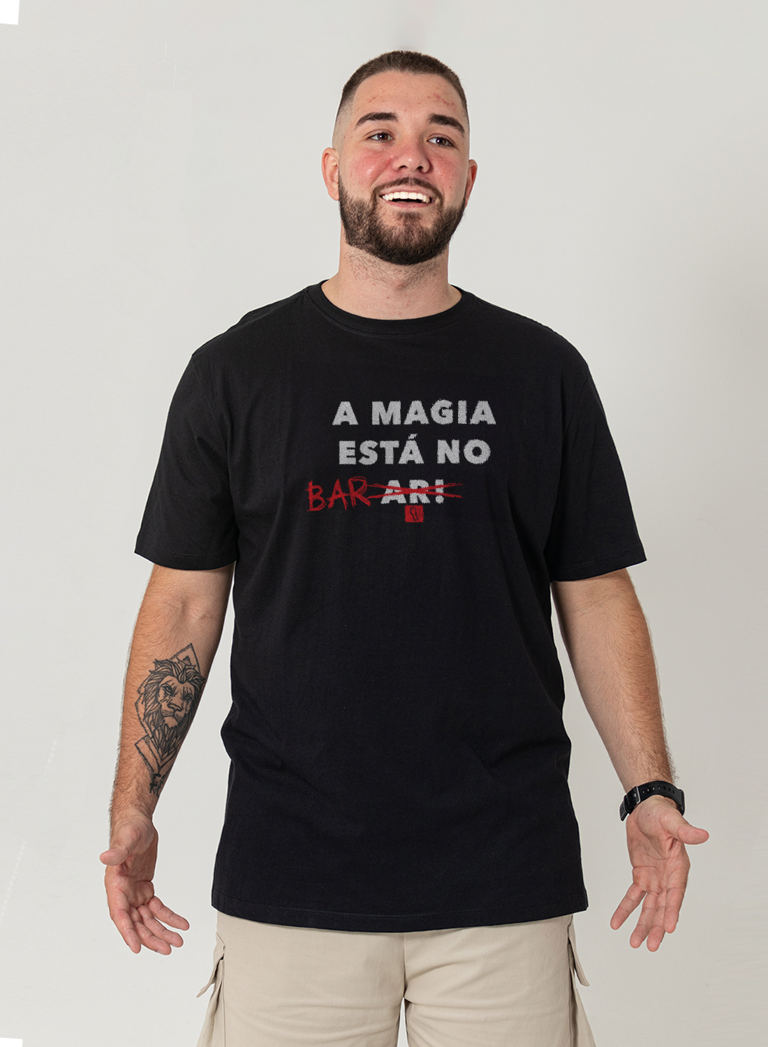 Camiseta Unibutec A Magia Está No Bar